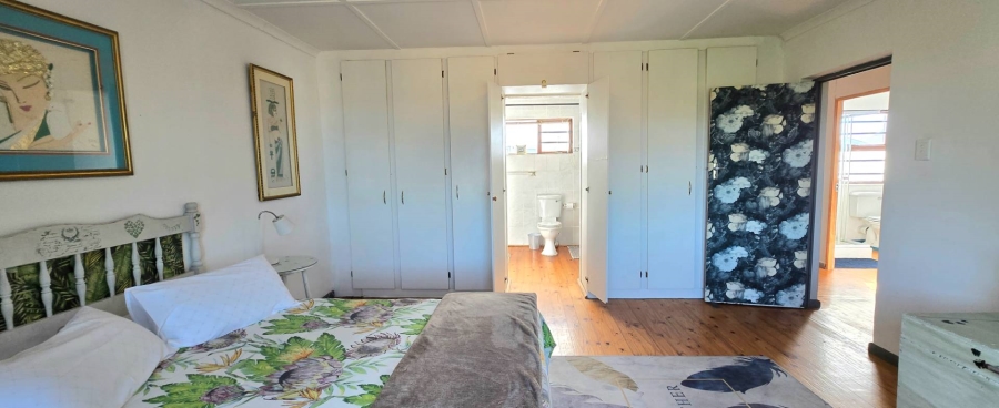 4 Bedroom Property for Sale in Kleinbaai Western Cape